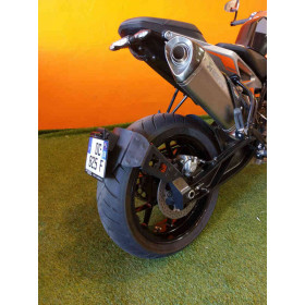 Support de plaque ACCESS DESIGN déporté "ras de roue" noir KTM Duke 790