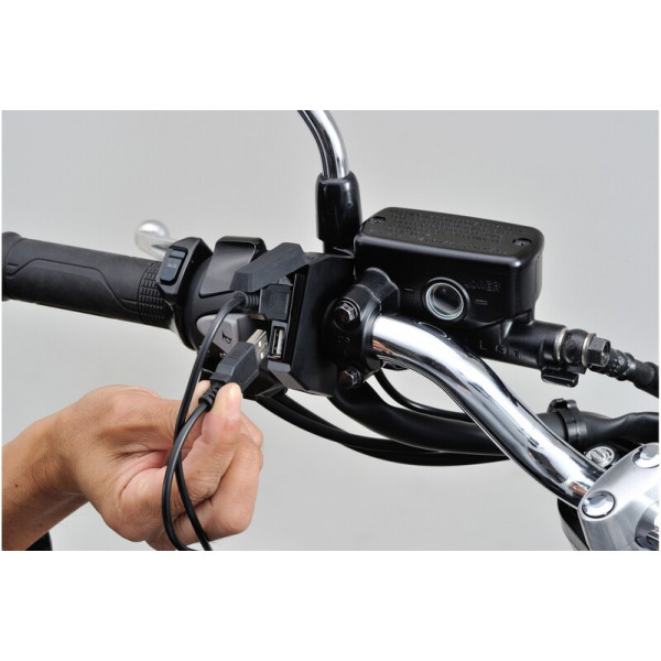 Alimentation USB type A DAYTONA Slim (2 entrées) -  guidons Ø22,2/25,4